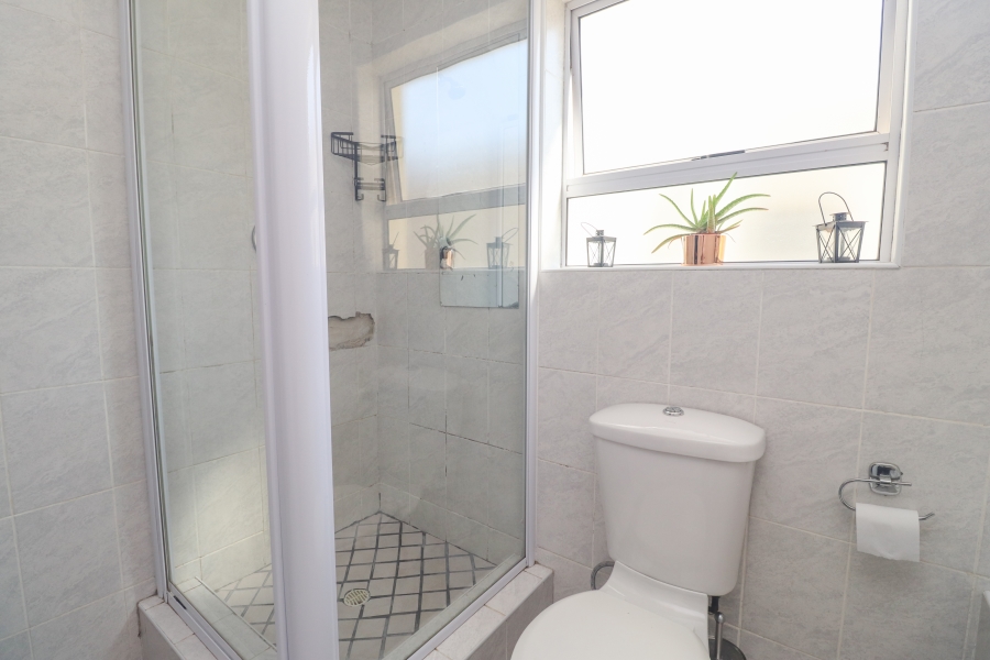 3 Bedroom Property for Sale in Gordons Bay Central Western Cape